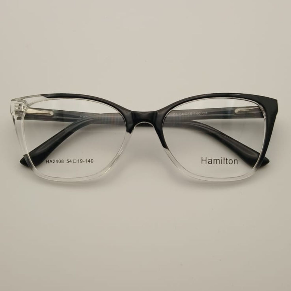 armazon-plastico-negro-tansparente